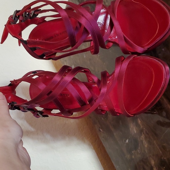 Like NEW Cesare Paciotti fuschia strappy heels - Picture 2 of 16